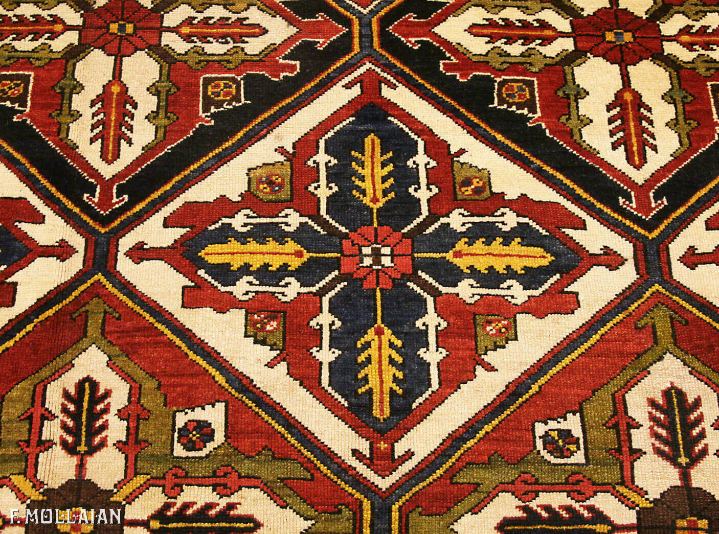 Antique Persian Large Bakhtiari Carpet n°:17884719